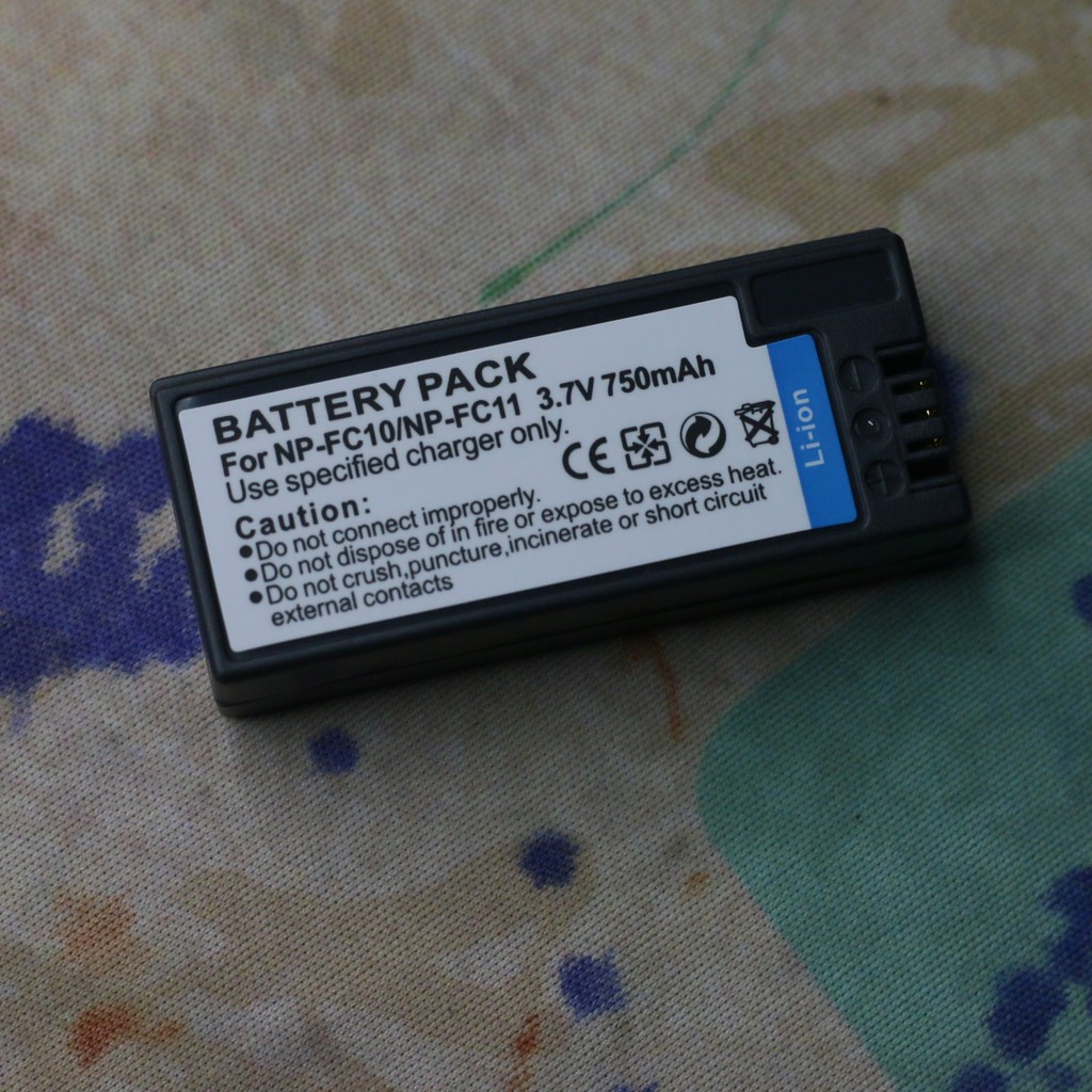NP-FC11 battery compatible with Sony P10L F77 FX77 P2 P3 P5 P7 P8 FC11 charger