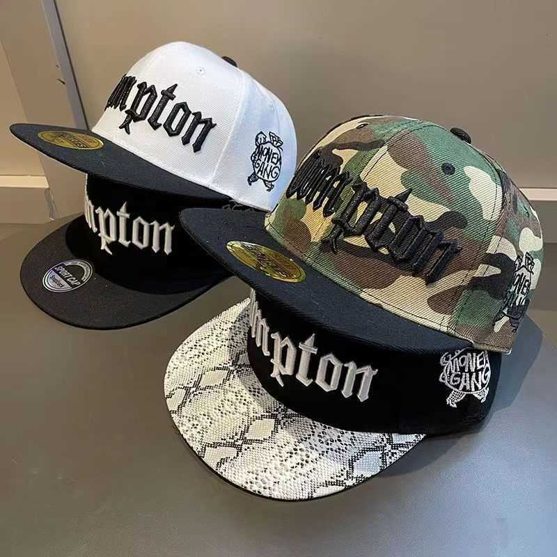 Flat-Brim Hip-Hop หมวกแบนสําหรับผู้ชายปักตัวอักษร Streetwear หมวกปรับได้สําหรับสไตล์เมือง