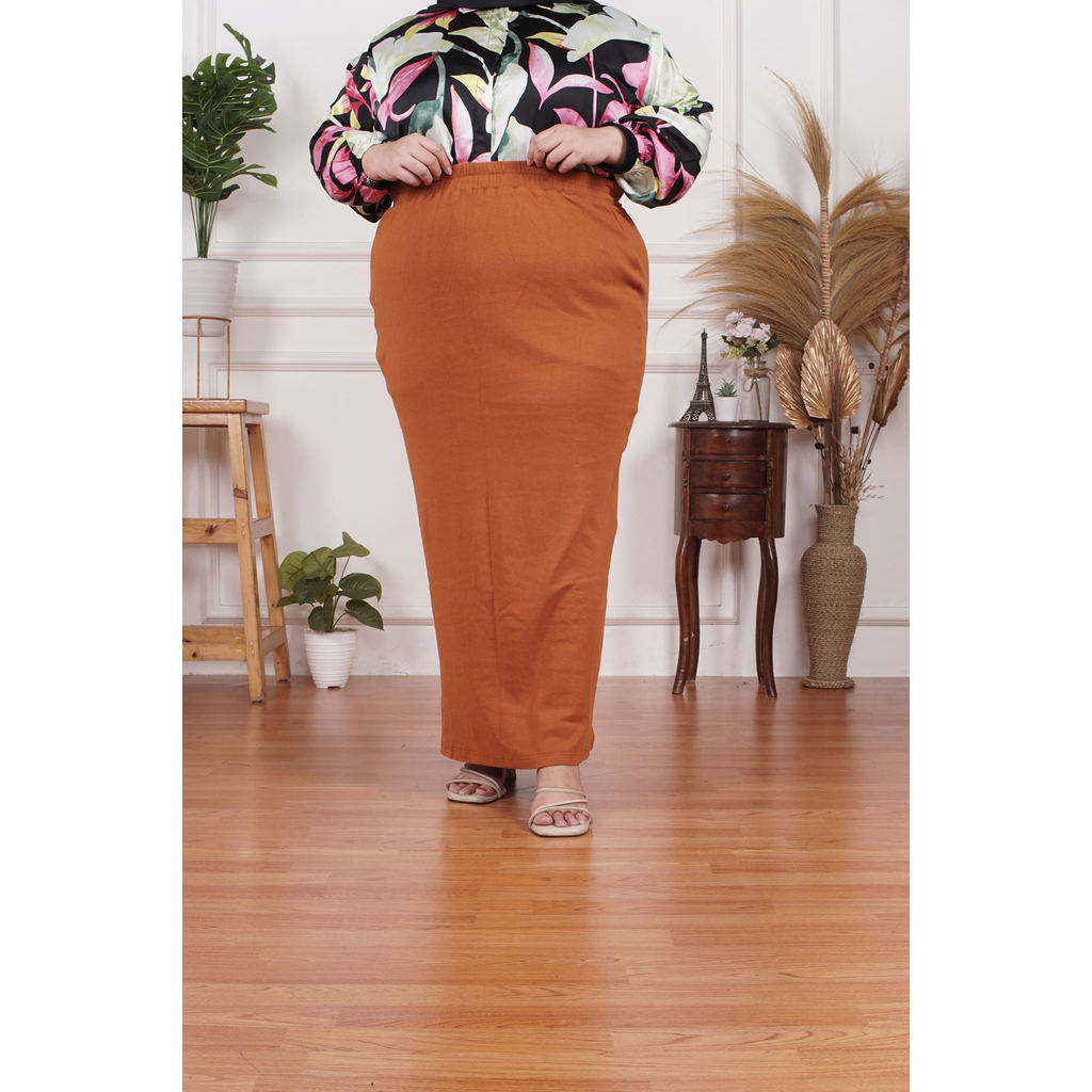 Yomi Official - กระโปรง Span Claire | กระโปรงผ่าดินเผา