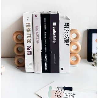 ชั้นวางหนังสือสไตล์ญี่ปุ่น ที่กั้นหนังสือไม้ดีไซน์มินิมอล ใช้ตั้งโต๊ะหนังสือ เก็บหนังสือให้เป็นระเบียบ แต่งบ้านสวย
