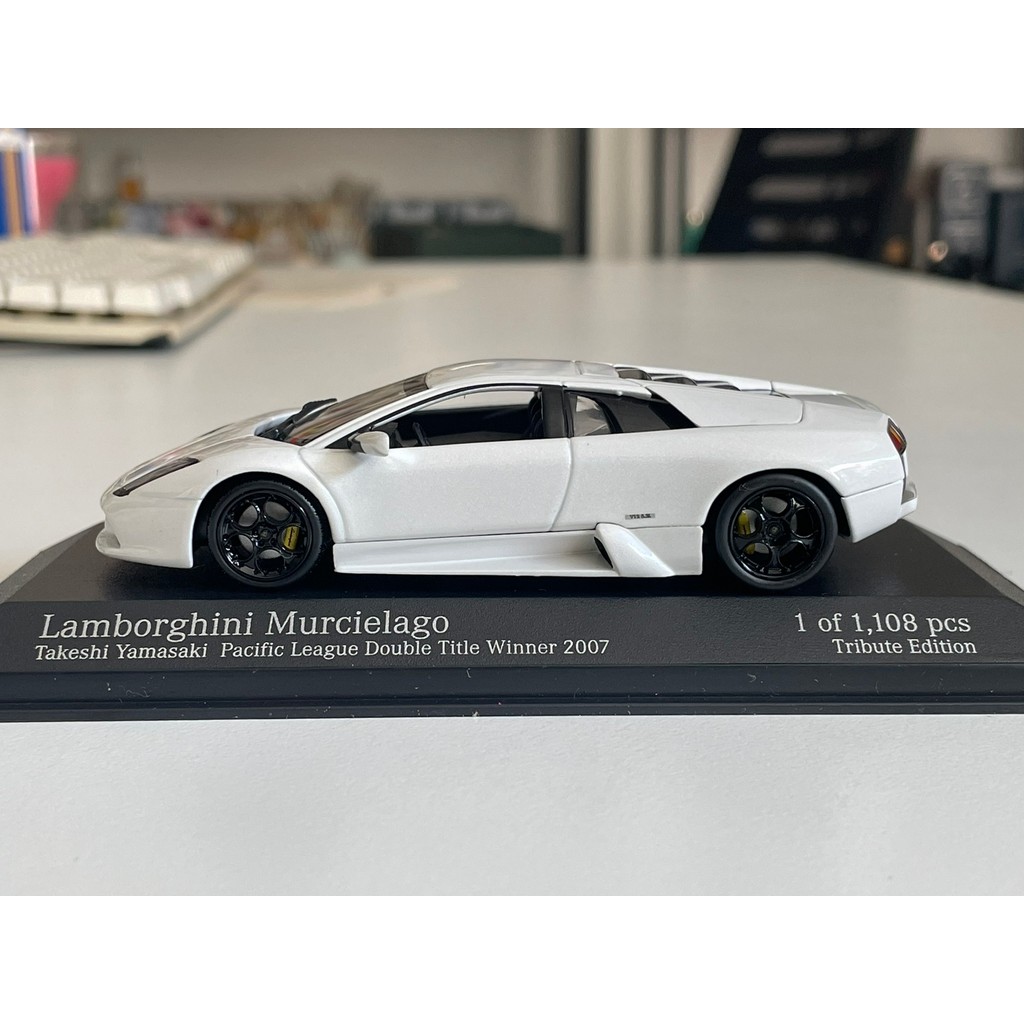 1/43 Mini Chelan Borghini Bat Special Note Version Pearl White Very Beautiful One Car. วันนี้ยังรู้ส