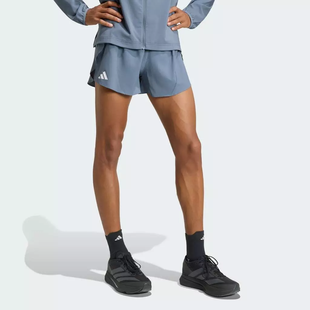 adidas วิ่ง กางเกงวิ่งขาสั้นผ่าข้าง Adizero Essentials ผู้ชาย สีดำ KT4841