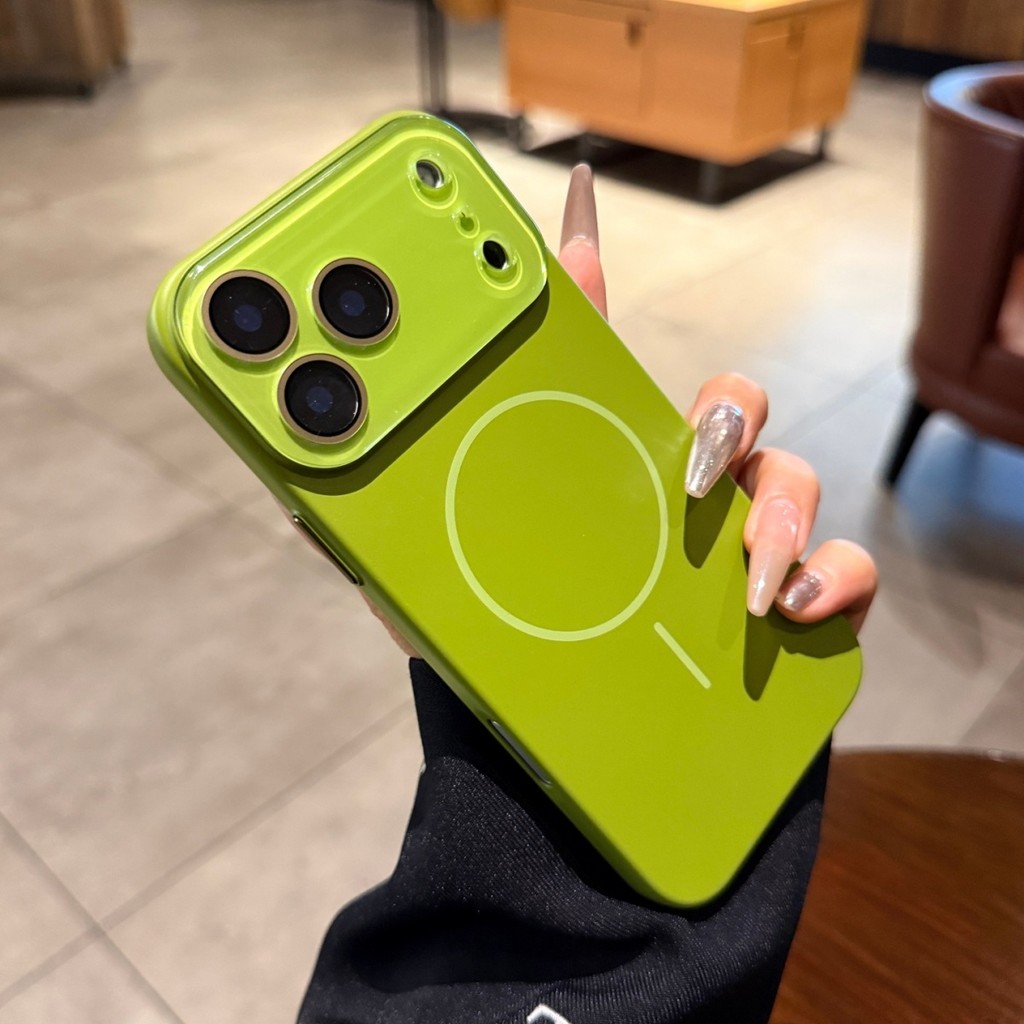 ใหม่เรืองแสงสีเขียวปลอกคริสตัลเลนส์กันกระแทก PC Hard Case สําหรับ iPhone 17 16 15 pro max air plus กรณีแม่เหล็ก Full- coverage เลนส์ป้องกัน