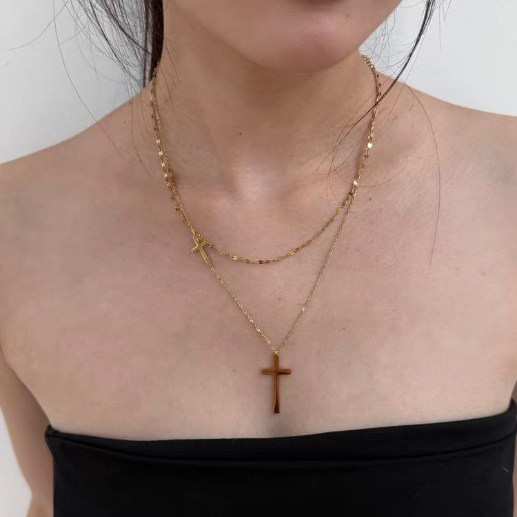 สไตล์อเนกประสงค์ Double-Layer Golden Cross สร้อยคอ Niche Design High-End Clavicle Chain สร้อยคอ vfr1