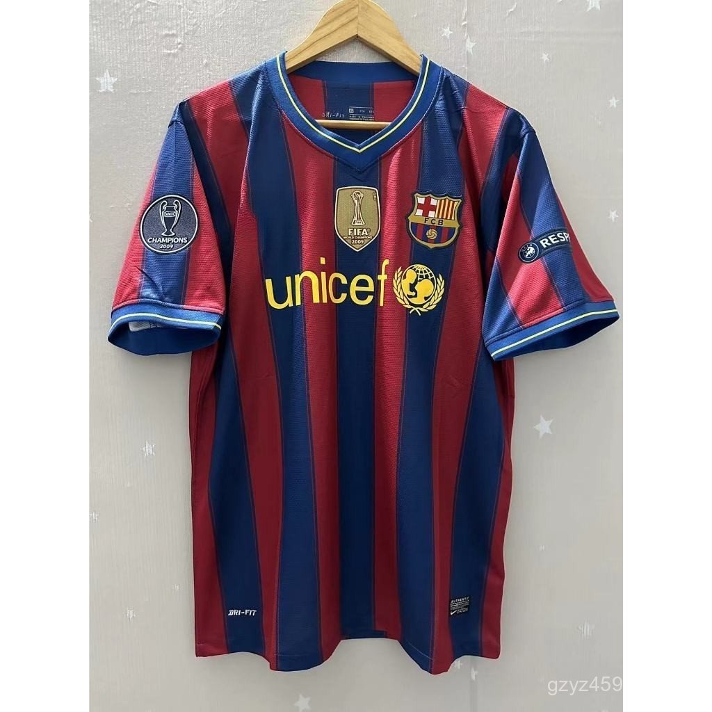 09-10 Barcelona IBRAHIMOVIC MESSI คุณภาพสูง Home Retro Soccer Jersey เสื้อยืดฟุตบอลที่กําหนดเอง