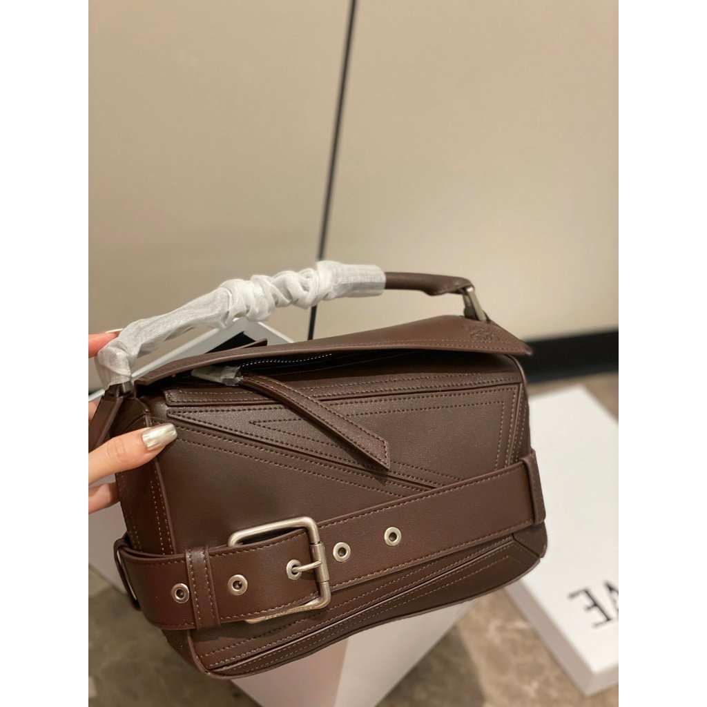 Loewe Bag Puzzle Bag Logic Is Geometric Bag Pillow Bag Motorcycle Bag 2025 New Style Puzzle Biker Ba