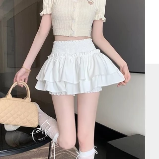 กระโปรงสั้น เอวสูง สีขาว ดีไซน์เรโโร สาวหวาน ใส่เที่ยวถ่ายรูปสวยเว่อร์