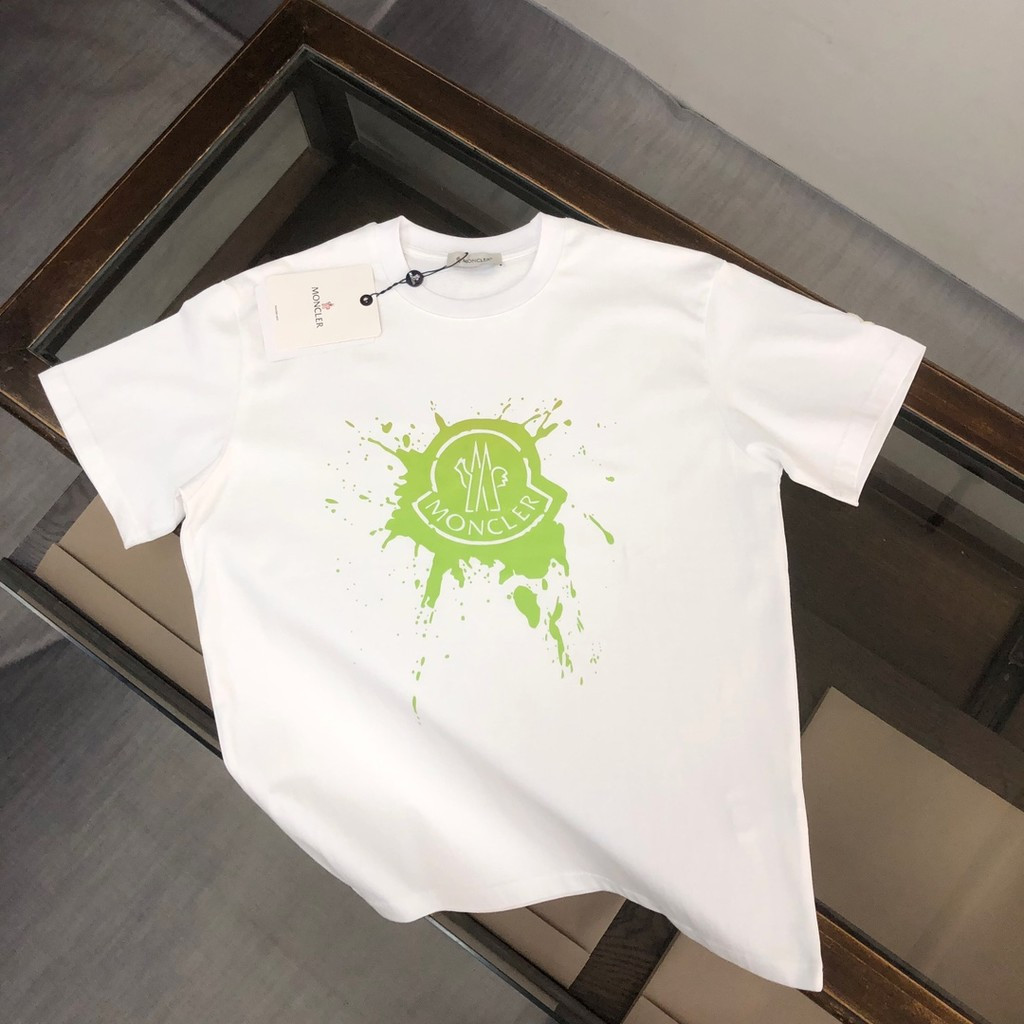 Moncler2026 Moncler 2026 คลาสสิกรอบคอแขนสั้นเสื้อยืดผู้ชายผู้หญิงกีฬาแขนสั้นสไตล์เคาน์เตอร์ฤดูใบไม้ผ
