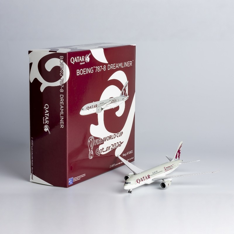 เครื่องบินโลหะโมเดลเครื่องบิน NG 1/400 Katar Airlines B787-8/B787-9 เคลือบฟุตบอลโลก