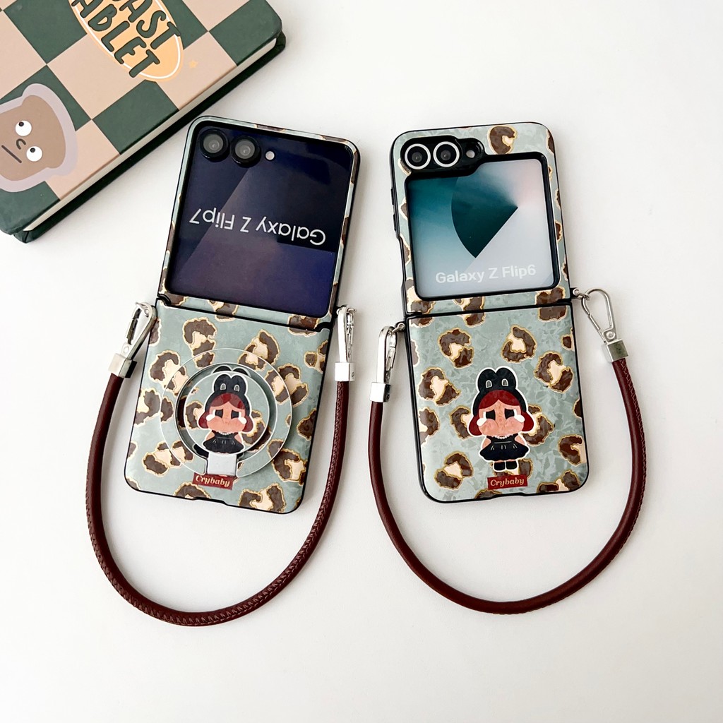 เคส Samsung Galaxy ZFlip7 การ์ตูนน่ารักร้องไห้เด็ก แม่เหล็กดูดพร้อมโซ่ยึด Flip6 เคส Samsung Galaxy Z