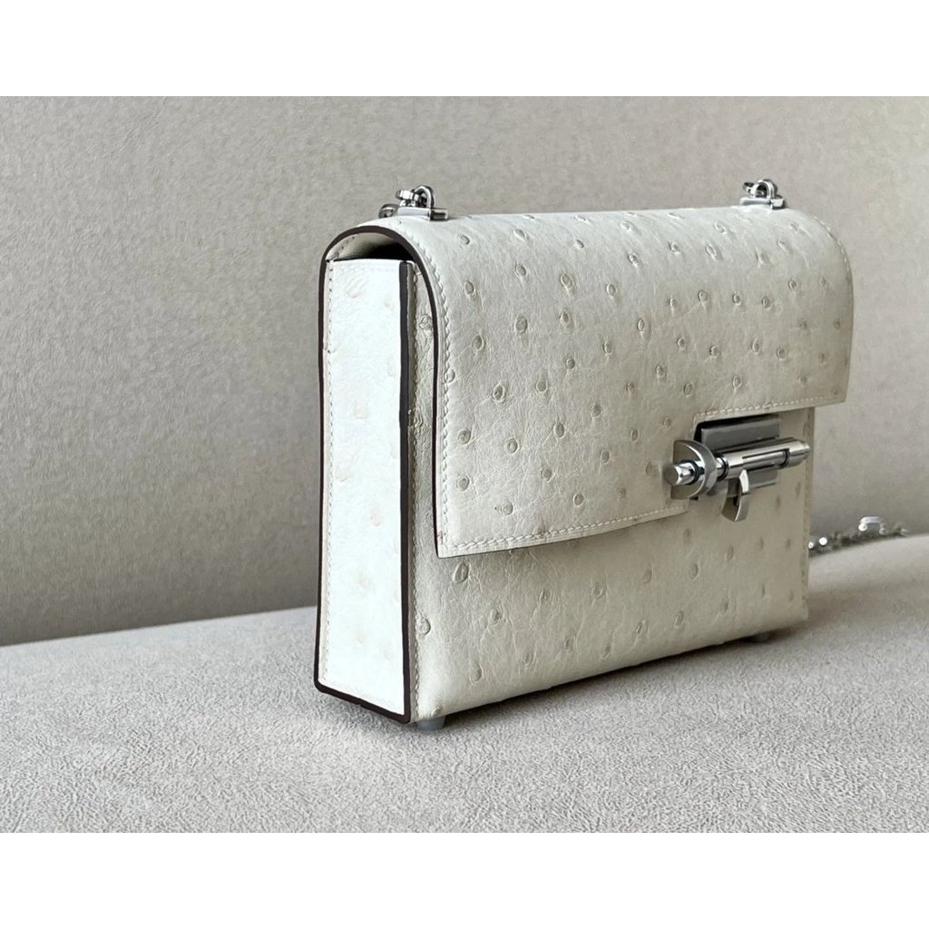 1: 1 Original Standard AAA+Ostrich Leather Verrou Chain Crossbody Bag