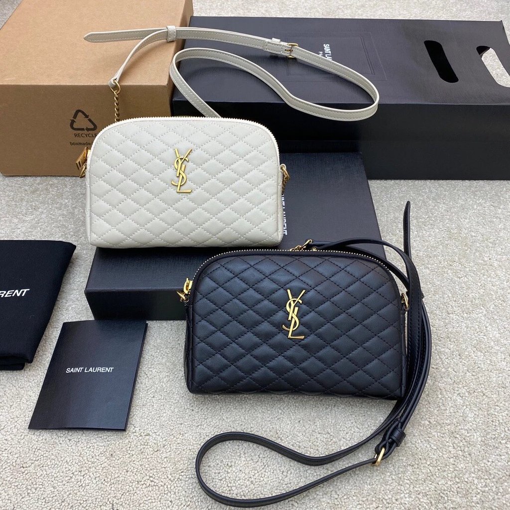 หนังแกะสีดํา/ทอง ใช่ สไตล์ใหม่ จะ ผ้านวมหนังแกะหนังโซ่เชลล์กระเป๋าที่มีโลโก้ ใช่ คลาสสิกวัสดุหนังแกะ