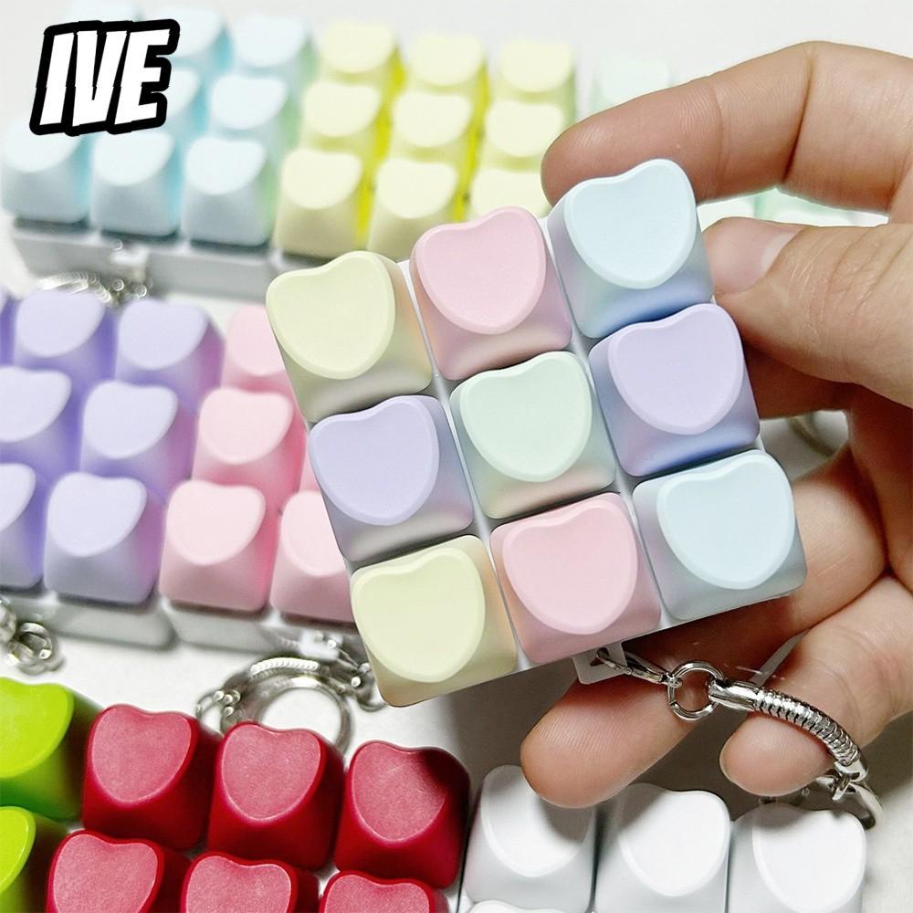 IIVEYOUNG พวงกุญแจ Fidget, บรรเทาความเครียด Keycap Finger Keyboard Cap, Pass The Time Heart Shape DI