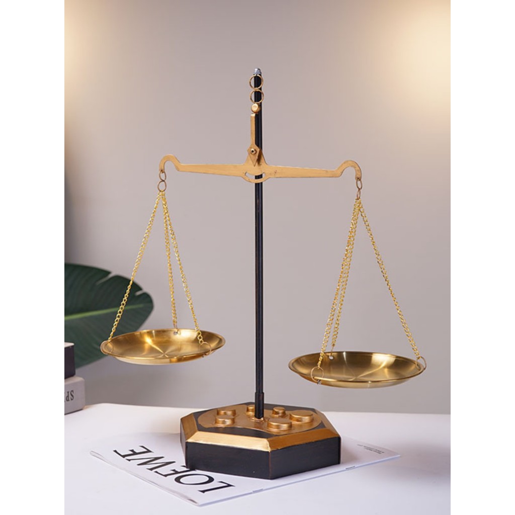Libra Model Retro Industrial Style Decorative Libra Judicial Court ทนายความตกแต่งสํานักงาน