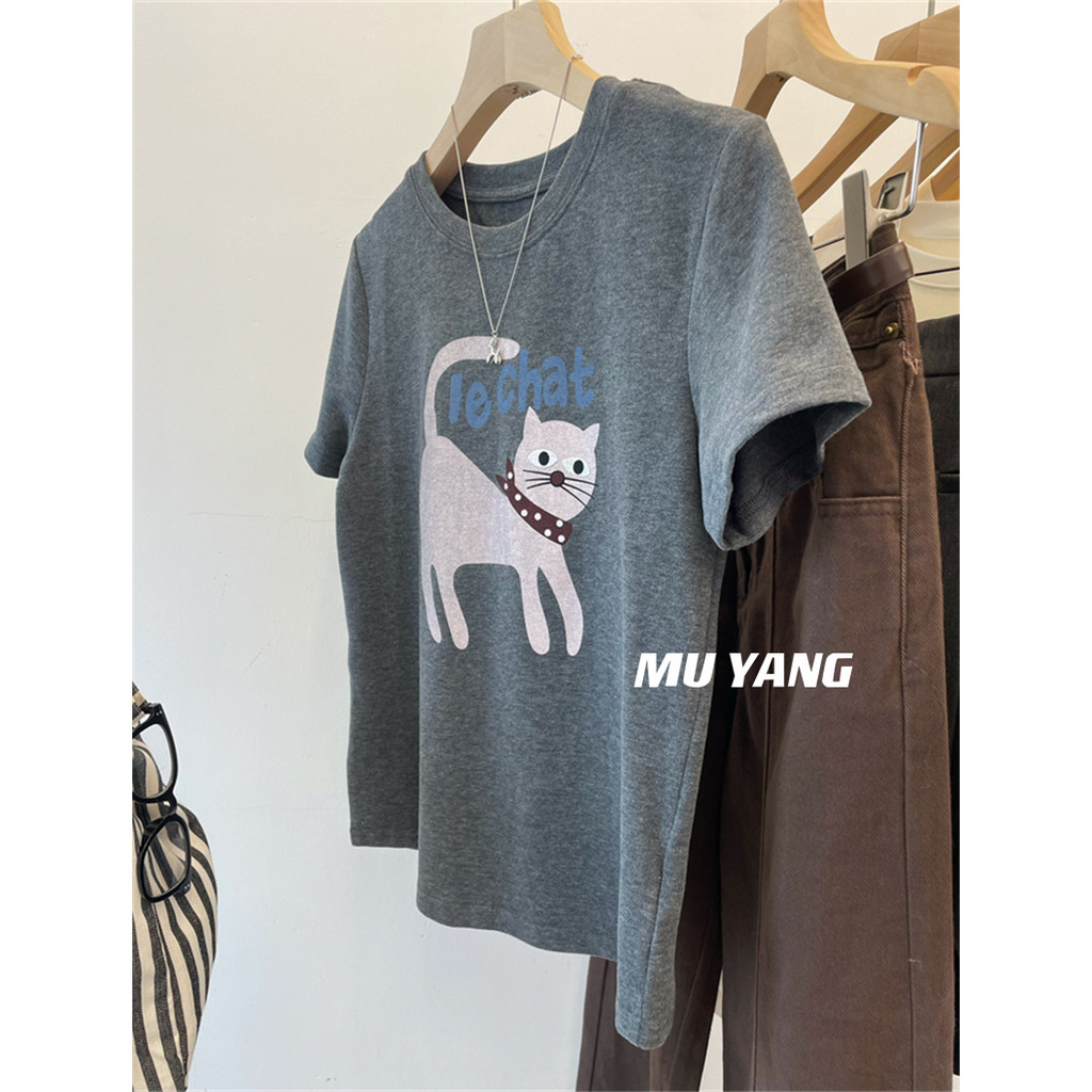 ปลาค็อด [ขนแกะที่สะดวกสบาย] ลูกแมวการ์ตูนพิมพ์แขนสั้นเสื้อยืดผู้หญิง2024ต้นฤดูใบไม้ร่วงรอบคอด้านบน20