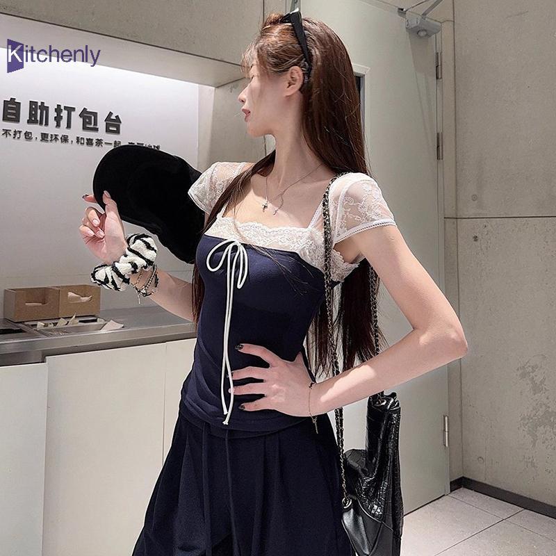 Kitchenly French Square Collar Lace Panel Short Sleeve Slim เสื้อยืดผู้หญิง Pure Desire Crop Top ใหม