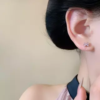 ต่างหูเซอร์คอน สไตล์ผู้หญิง สีขาวและชมพู ดีไซน์โบว์ระยิบระยับ ต่างหูสไตล์เจ้าหญิง