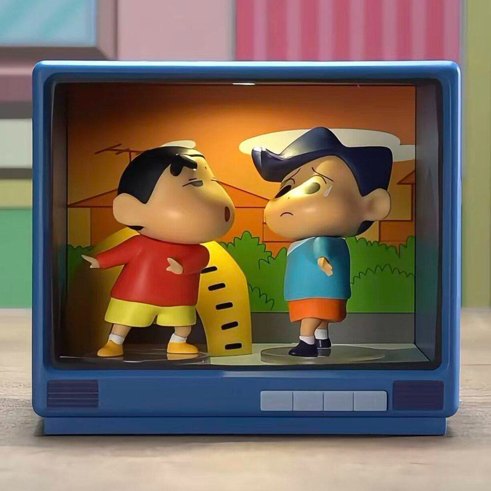 Crayon Shin-chan Retro TV Series จี้กล่องตาบอดตุ๊กตาตัวเลขการกระทําเครื่องประดับของเล่นอินเทรนด์คริสต์มาสของขวัญประณีต