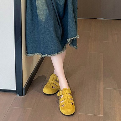 รองเท้าผู้หญิง Retro Niche Hollow Baotou รองเท้าแตะครึ่งสวมใส่ด้านนอกหนึ่งเหยียบหนา Soled น่าเกลียดน
