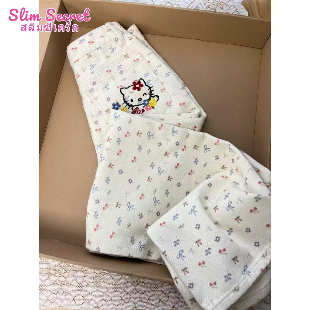 Fast shipping! Summer New Large Size Simple Lazy Floral Kitty Embroidered Jeans for Women