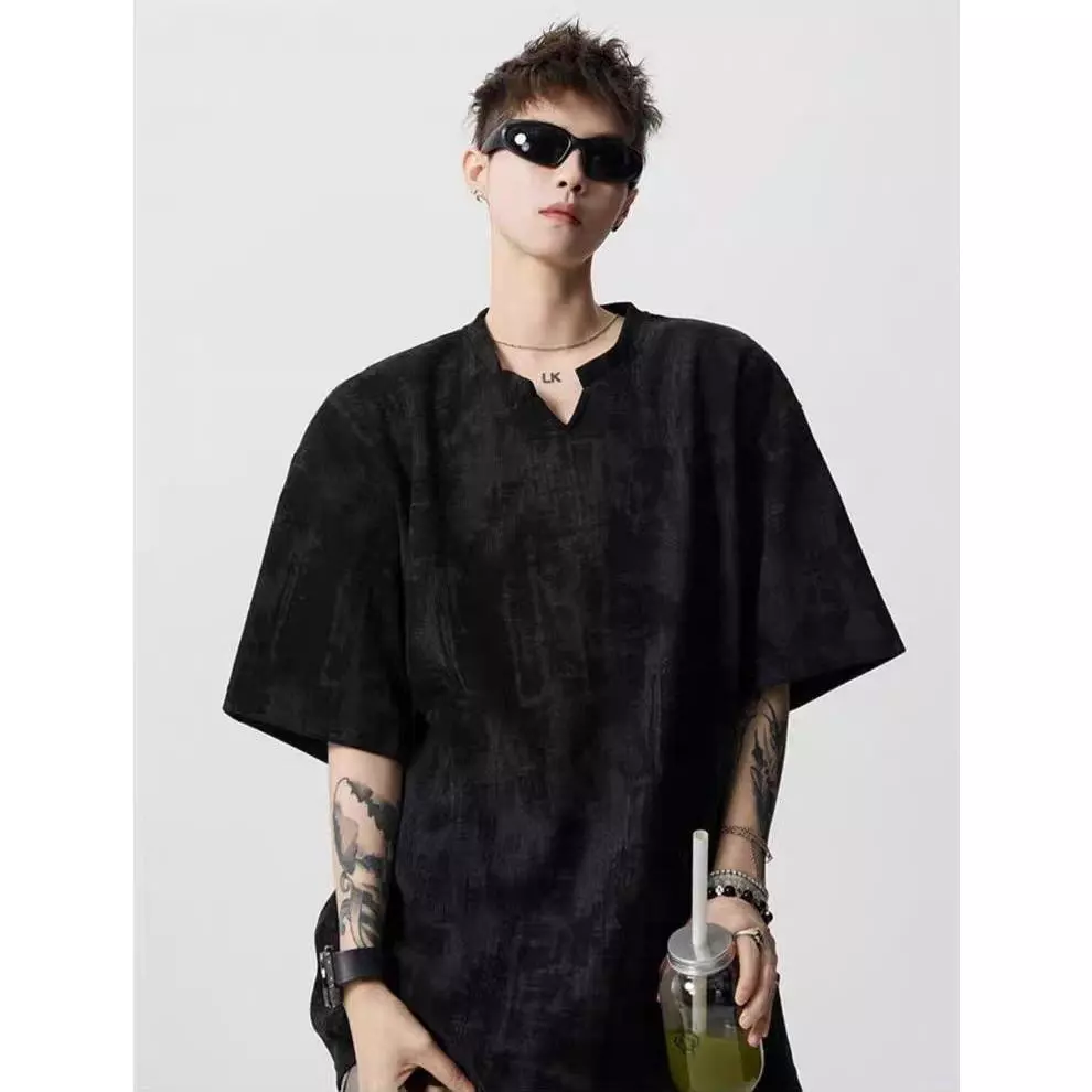 MNO.9 Henley Shirt DX22 เสื้อยืด Oversize แขนสั้น ผ้าร่อง คอHenley เสื้อยืดชาย เสื้อยืดแขนสั้น สไตล์วินเทจ Fashion Men