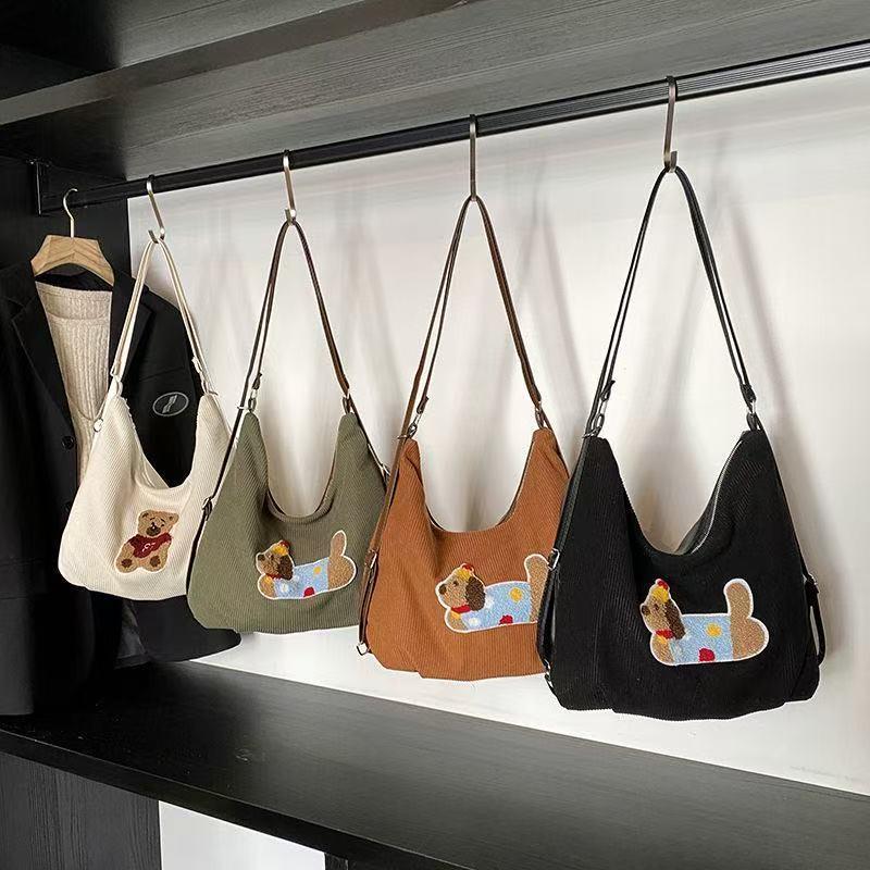 【Mee Shop】【พร้อมส่ง】wonderful story กระเป๋าสะพายข้าง สะพายหลังได้ ดีไซน์ไม่ซ้ำใคร ทันสมัย