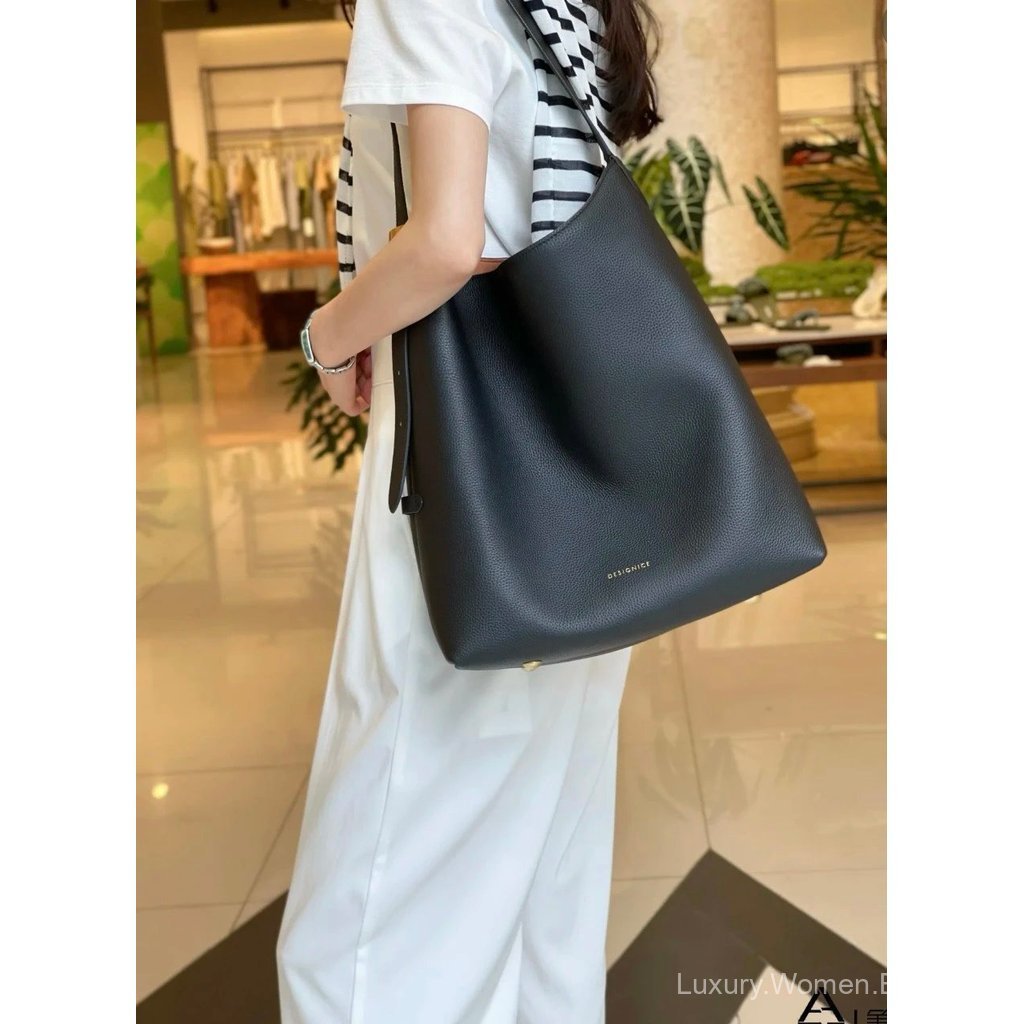 [1: 1] l0w กระเป๋าถือกุญแจ h0b0 กระเป๋าใต้วงแขนยุคกลางกระเป๋าถังกระเป๋าช้อปปิ้งกระเป๋าถือหนังกระเป๋า