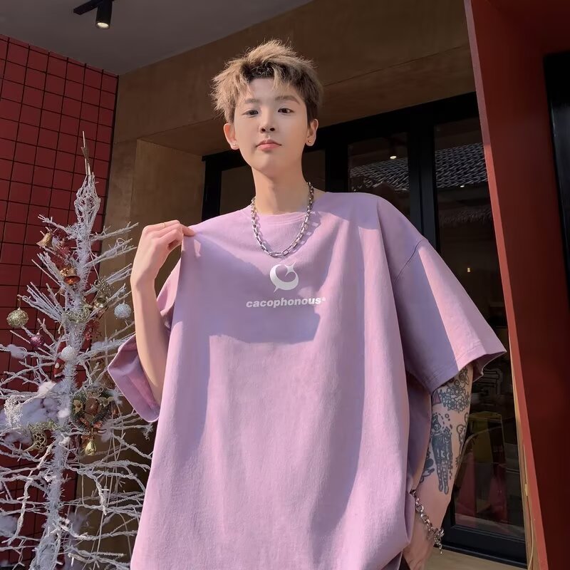 COD All-Match วรรณกรรมที่ไม่ซ้ํากันพิมพ์เสื้อยืดแขนสั้นผู้ชาย 2025 ฤดูร้อนหลวมสไตล์ญี่ปุ่นไม่มียี่ห้