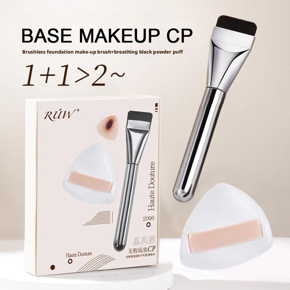 ชุดแป้งพัฟ Appliies Makeup Evenly Foundation Brush และแปรงแต่งหน้า สับปะรดไร้ตะเข็บ T2i0