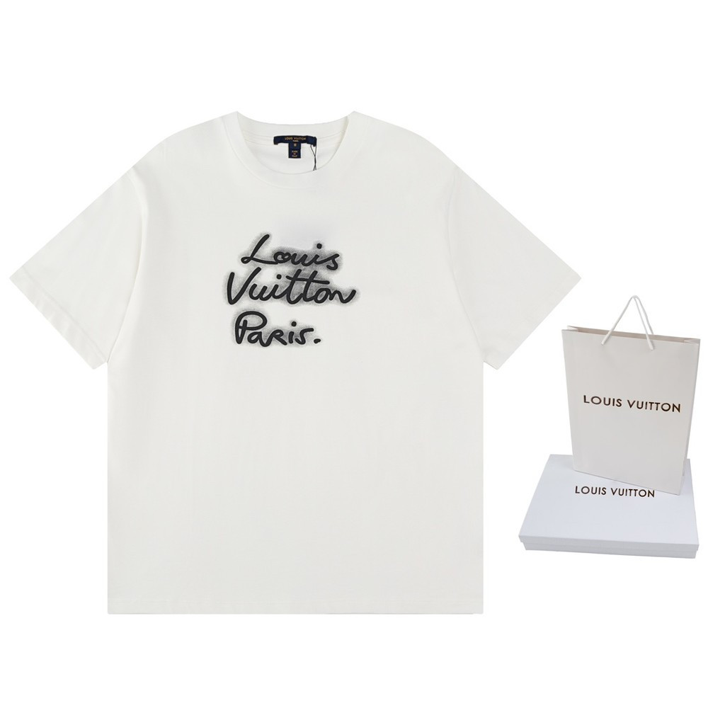 LOUIS VUITTON/LV/2026ต้นฤดูใบไม้ผลิสไตล์ใหม่เสื้อยืดแขนสั้นผู้ชายผู้หญิงคู่สไตล์รอบคอSlim-Fit Raglan