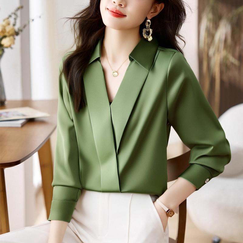 Chili Koko เสื้อเชิ้ตผ้าซาตินสำหรับผู้หญิง ทรงปกสูท แขนยาว คอวี เนื้อผ้าเรียบลื่น ทรงหลวม เหมาะสำหรับใส่ทำงาน 99303 - รูปที่ 4