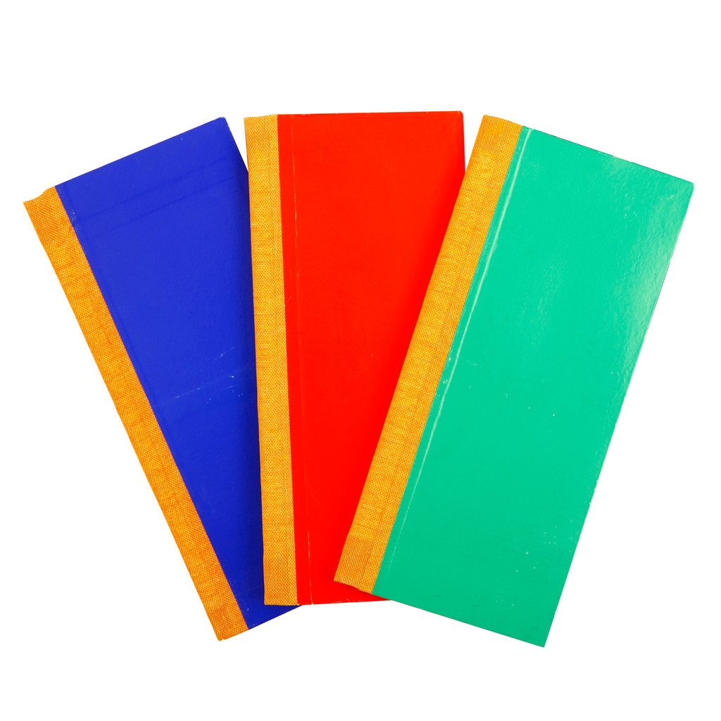 สมุดบัญชีสันผ้า คละสี (แพ็ค3เล่ม) 777 J90