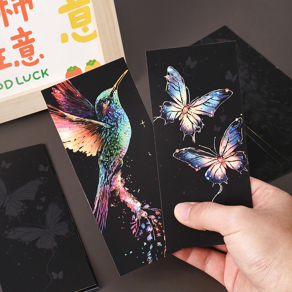 12 ชิ้น/เซ็ตที่มีสีสันบุ๊คมาร์ค Scratch-off กระดาษ Luminous Art ภาพวาดแบบพกพาเด็กสนุกของเล่น Graffiti Scratch-off กระดาษ