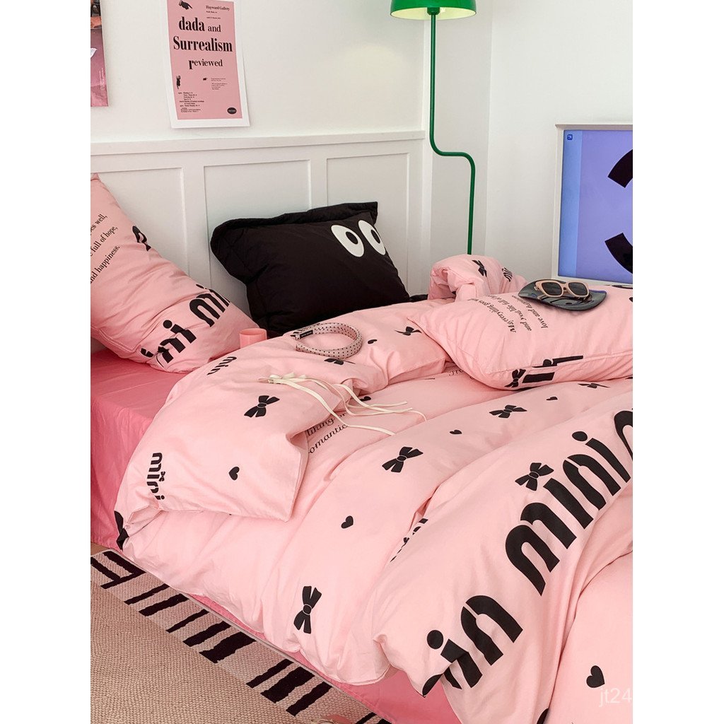 หัวใจสาวชุดสี่ชิ้น 1.5m1.8 บล็อกเกอร์สไตล์ A6L ผ้าฝ้ายแท้สไตล์เย็นผ้านวมตัวอักษรสามหวานผ้าปูที่นอน i