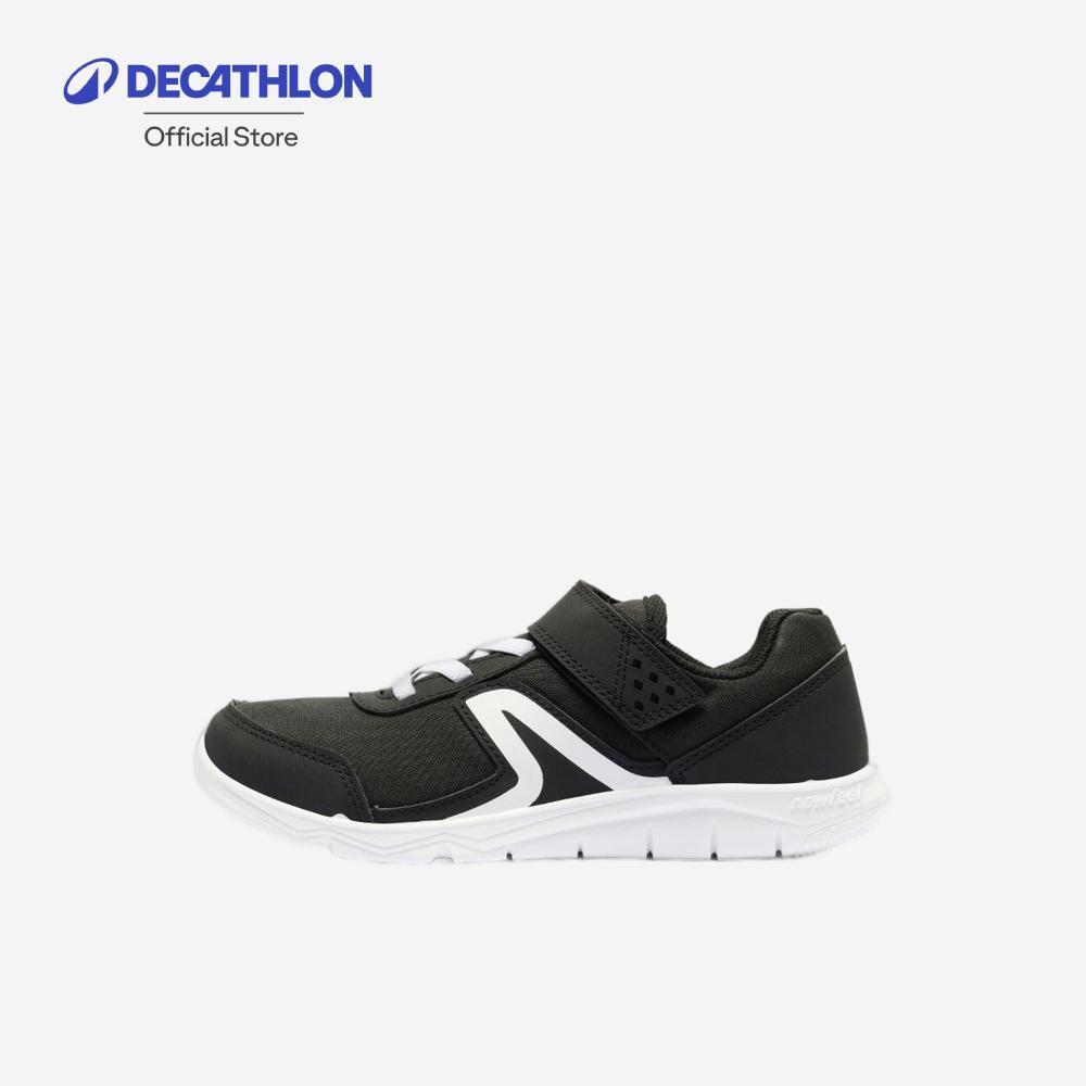 Decathlon Kids' Shoes Black & White Pw100 รองเท้าเด็กสำหรับใส่เดิน รุ่น Pw 100 - Black/White