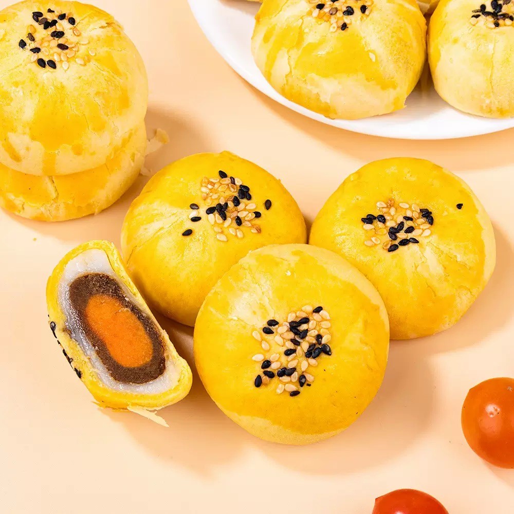 TANG TANG BEAR ขนมเปี๊ยะช็อกโกแลตลาวา 12ชิ้น แยกซอง ม็อคกี้เหนียวนุ่ม ไส้ช็อกโกแลตเข้มข้น