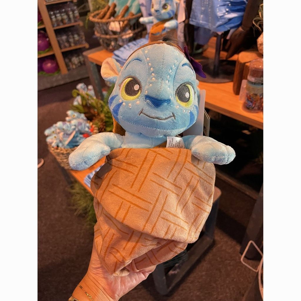 ตุ๊กตาของเล่น Avatar 2 และ Nami จากภาพยนตร์ Disney