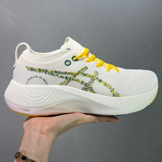รองเท้าวิ่ง Nimbus Mirai Paris สำหรับทั้งผู้ชายและผู้หญิง น้ำหนักเบา กันกระแทกดี รหัส modèle: 1013A1