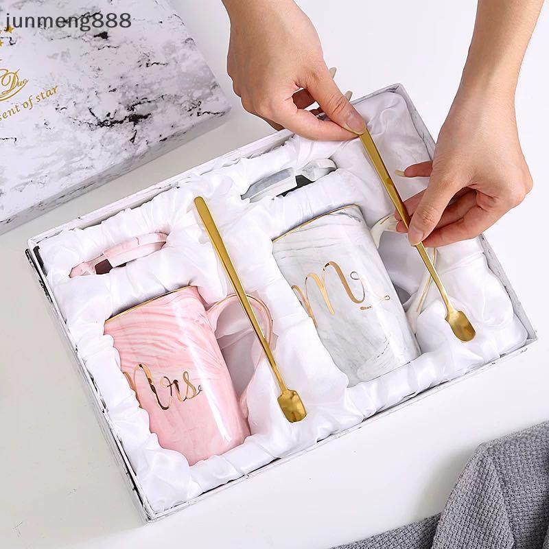 Junmeng888 Mr And Mrs แก้วกาแฟคู่สร้างสรรค์ถ้วยเซรามิกงานแต่งงานสําหรับชุดถ้วยใหม่ของขวัญที่สมบูรณ์แ