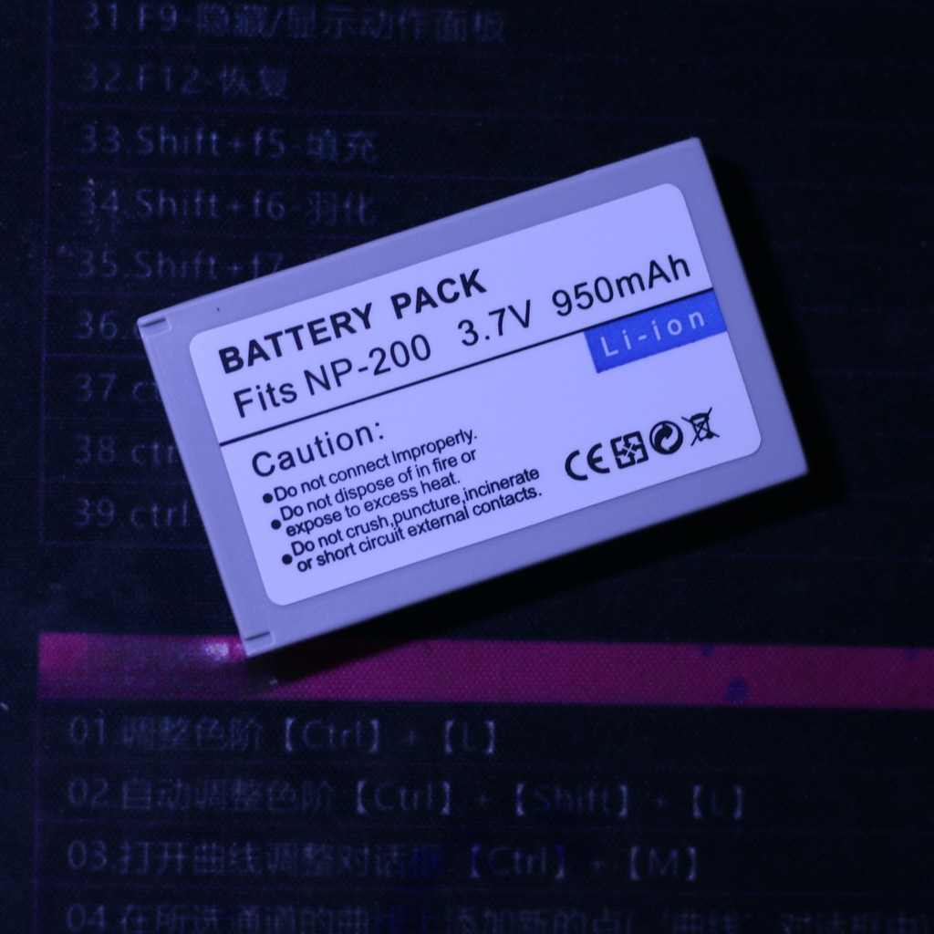 NP-200 battery compatible with Minolta XT XI XG X6 X NP200 charger for Minolta cameras