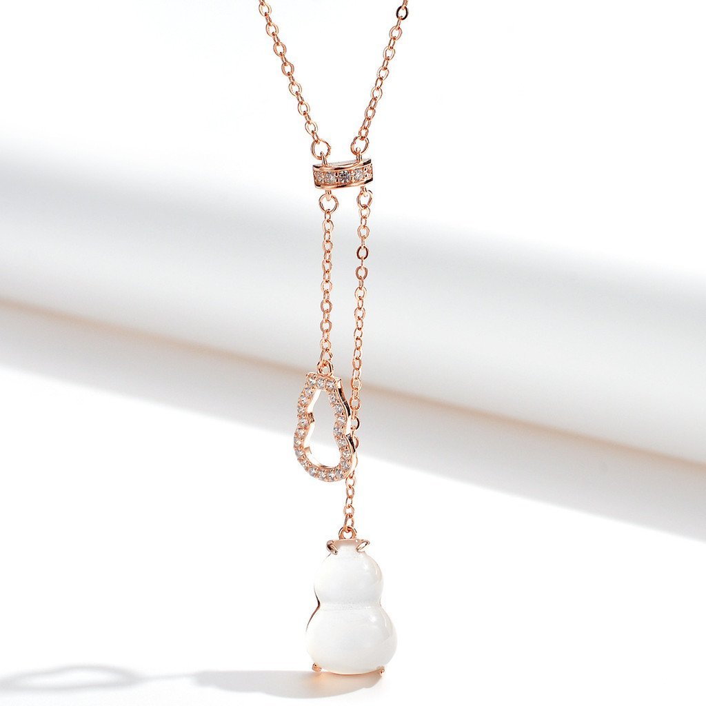 พู่ S925 Gourd สีขาว Chalcedony ขายส่งออกแบบ Influencer จี้ Clavicle Chain เงินสเตอร์ลิง Niche หรูหร