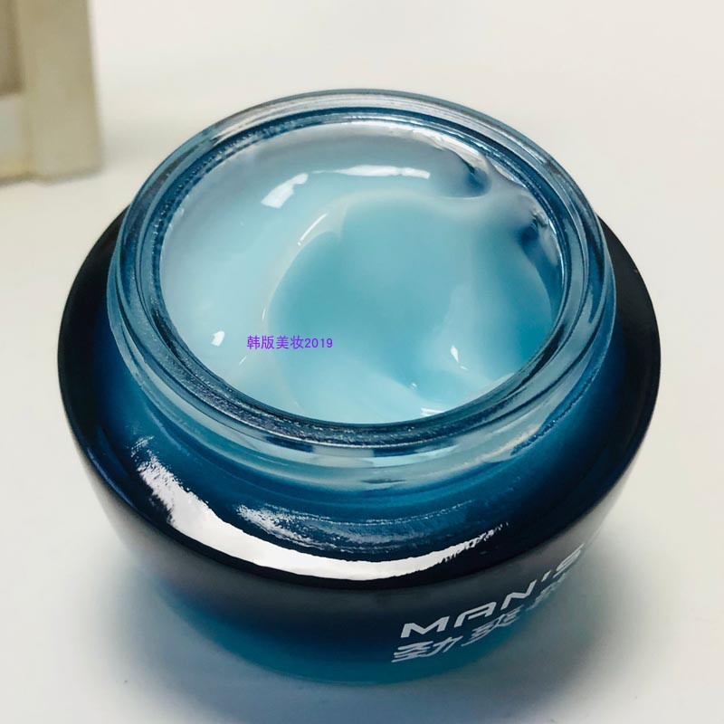 พร้อมสต็อก * ของแท้ Izmei Mens Black Tea Aloe Vera Oil Control Refreshing Moisturizing Facial Cleans