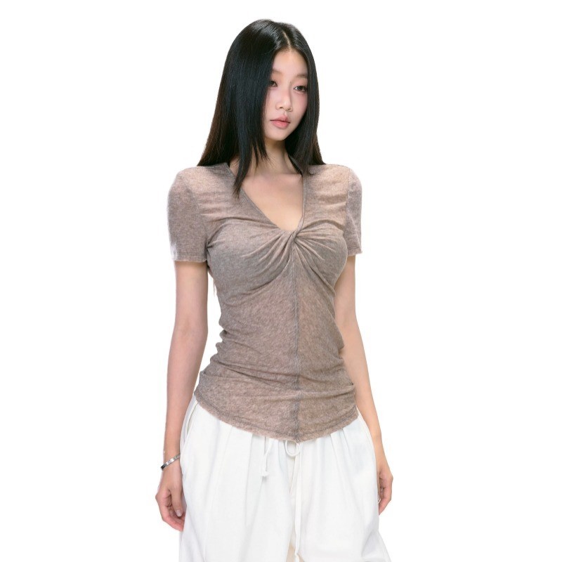 ข้าวโอ๊ต v คอ Twisted ไหล่แขนสั้นเสื้อยืดผู้หญิงฤดูร้อน High-End Design Slimmer ดูสั้น My เข็มขนแกะ 