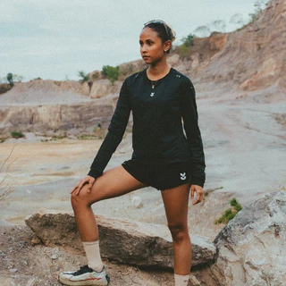 YUPSTER เสื้อวิ่งแขนยาว ผู้หญิง รุ่น [ Trail Motion ] Women Running Long Sleeves ผ้าเบา แห้งไว