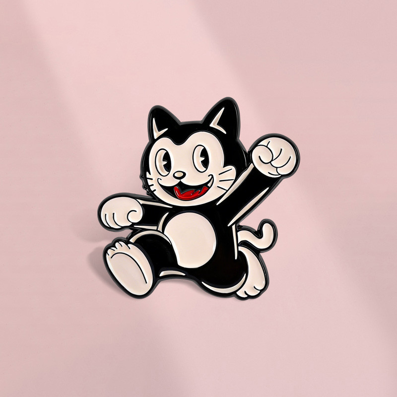 เข็มกลัดลายการ์ตูนแมวดำเคลือบเงางาม พร้อมป้ายโลหะ ตกแต่งกระเป๋าเป้ ส่งมอบเป็นของขวัญให้เพื่อน