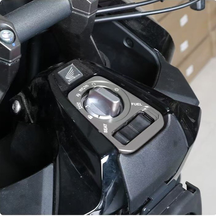 ฝาครอบตกแต่งล็อคประตูไฟฟ้า Honda ADV350 ป้องกันฝุ่น กันรอยขัด - รูปที่ 2