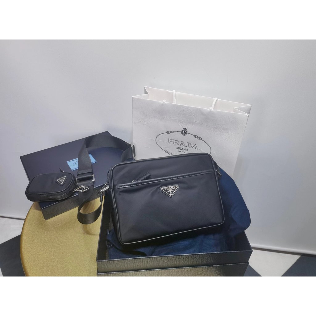 กระเป๋าขวางหน้า nylon แบบแมสเซ็นجر 2VH048 พร้อมกระเป๋าเสริมขนาดเล็ก