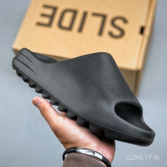 รองเท้าแตะมะพร้าว สีดํา HQ6448 CJQE QJRX