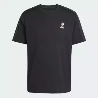 adidas ไลฟ์สไตล์ เสื้อยืดพิมพ์ลาย LUX COFFEE CAFE POUR ผู้ชาย สีดำ KB4847