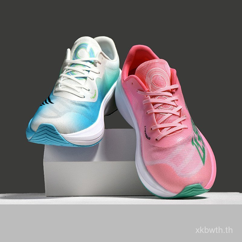 รองเท้าวิ่ง Wang Flying Shadow สำหรับผู้ชาย มาพร้อมเทคโนโลยีคาร์บอนและฟังก์ชันเรืองแสง